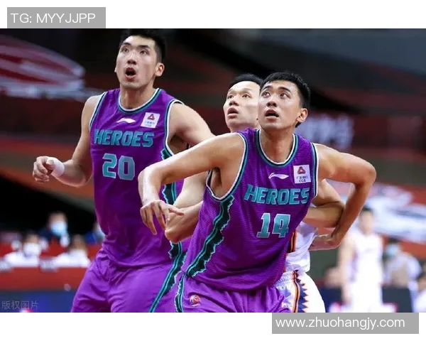 雷斯与贝蒂斯激战正酣双方争夺胜利的精彩瞬间回顾